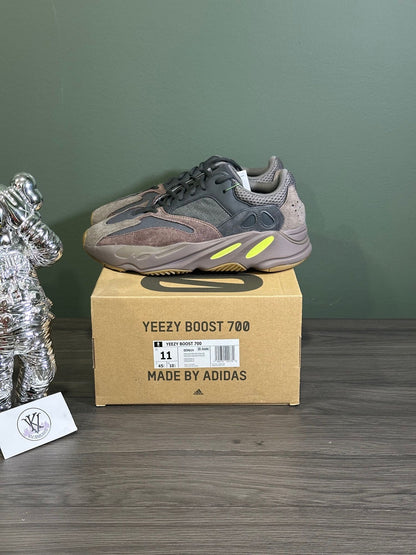adidas Yeezy Boost 700 Mauve