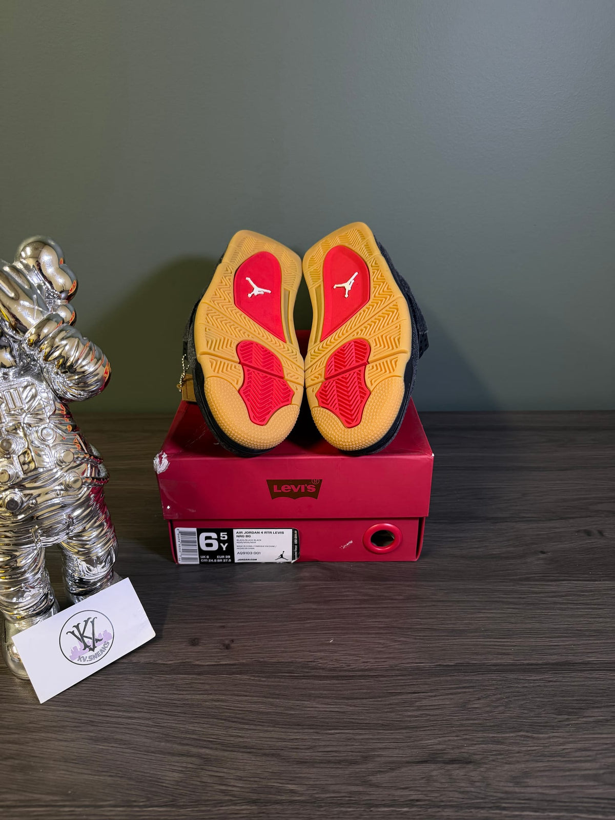 Jordan 4 Retro Levi's Black (GS) (Blank Tag)