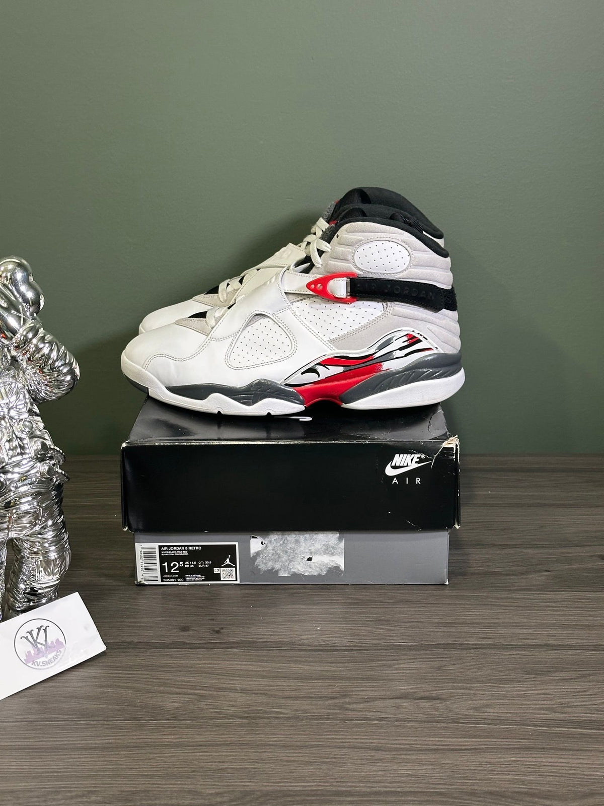 Jordan 8 Retro White True Red (2025)