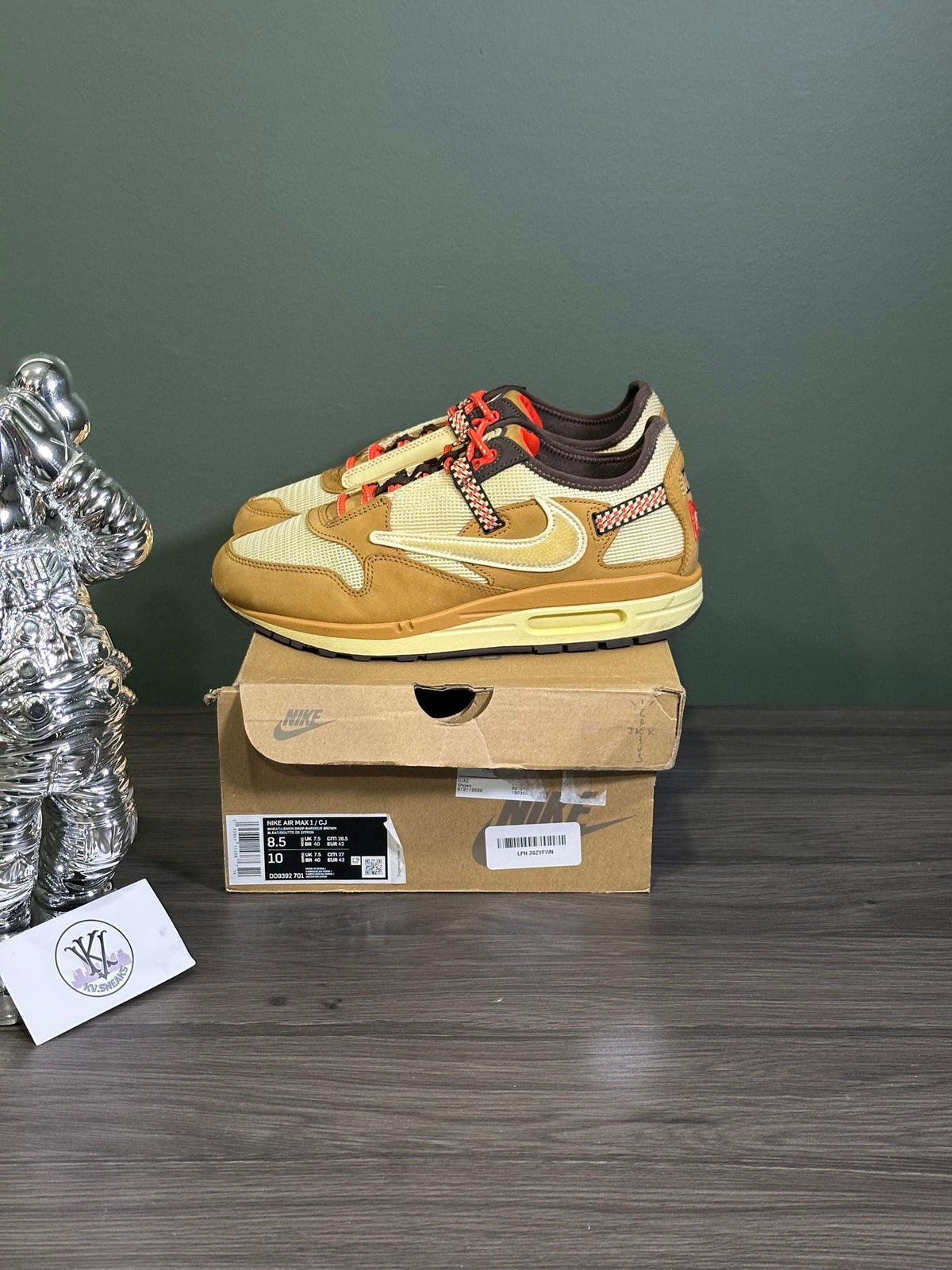 Nike Air Max 1 Travis Scott Cactus Jack Wheat Lemon Drop