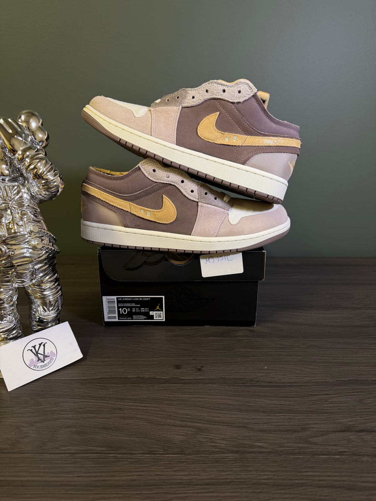 Jordan 1 Low SE Craft Taupe Haze