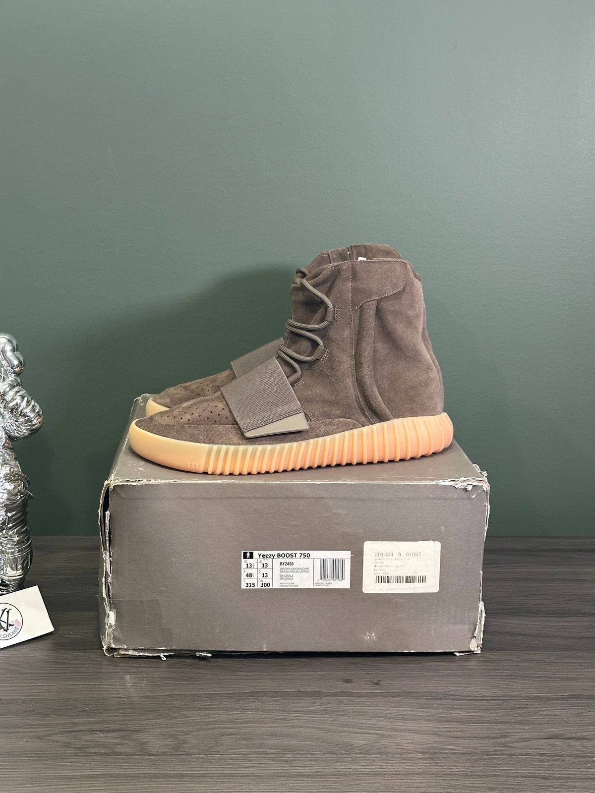 adidas Yeezy Boost 750 Chocolate