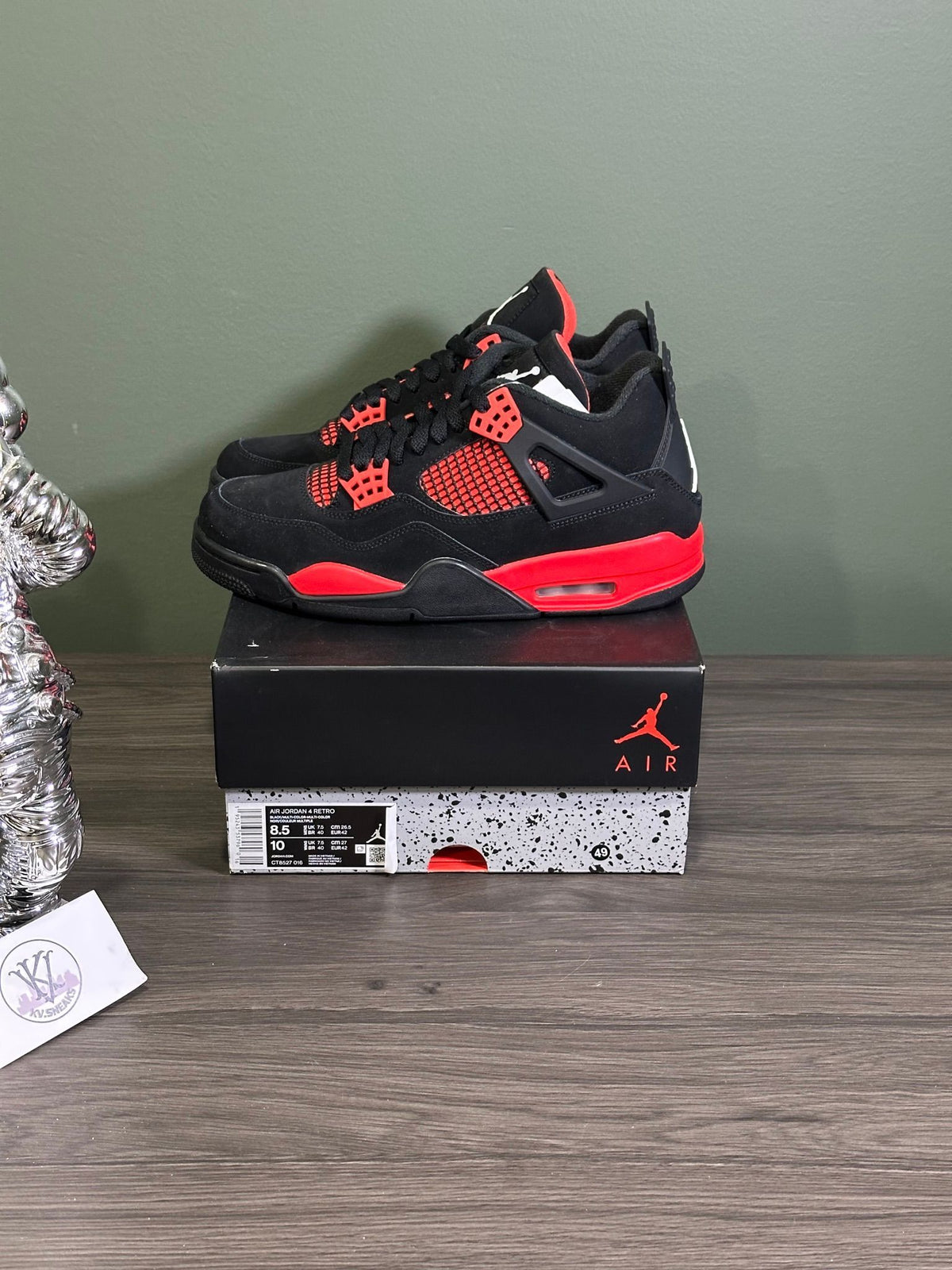 Jordan 4 Retro Red Thunder