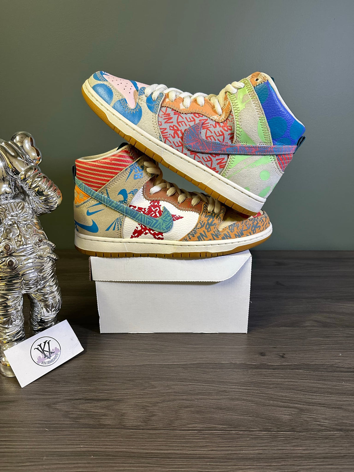 Nike SB Dunk High Thomas Campbell What the Dunk