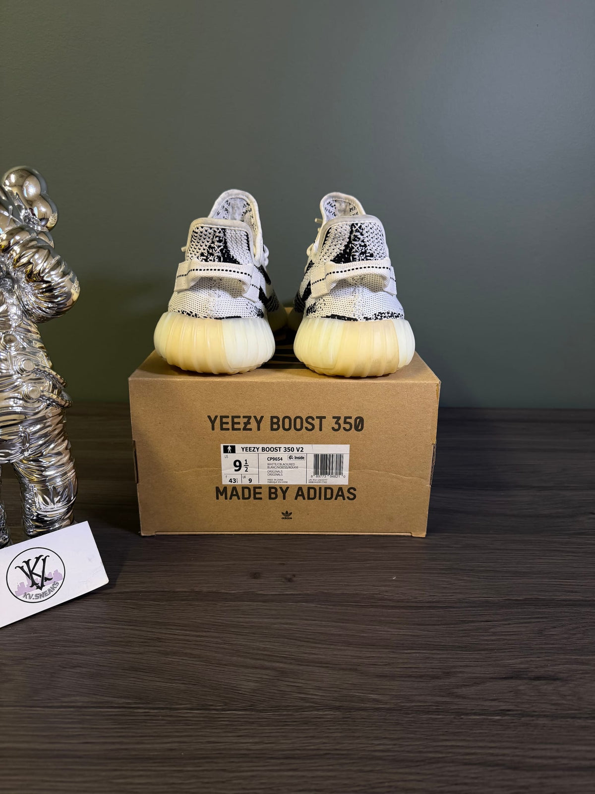 adidas Yeezy Boost 350 V2 Zebra
