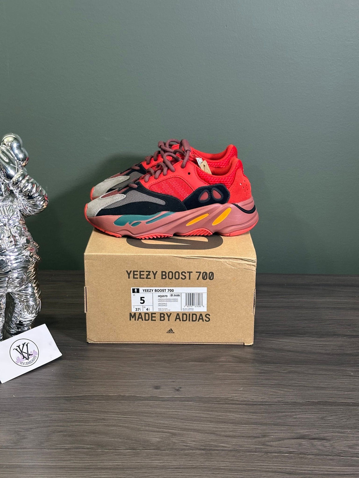adidas Yeezy Boost 700 Hi-Res Red