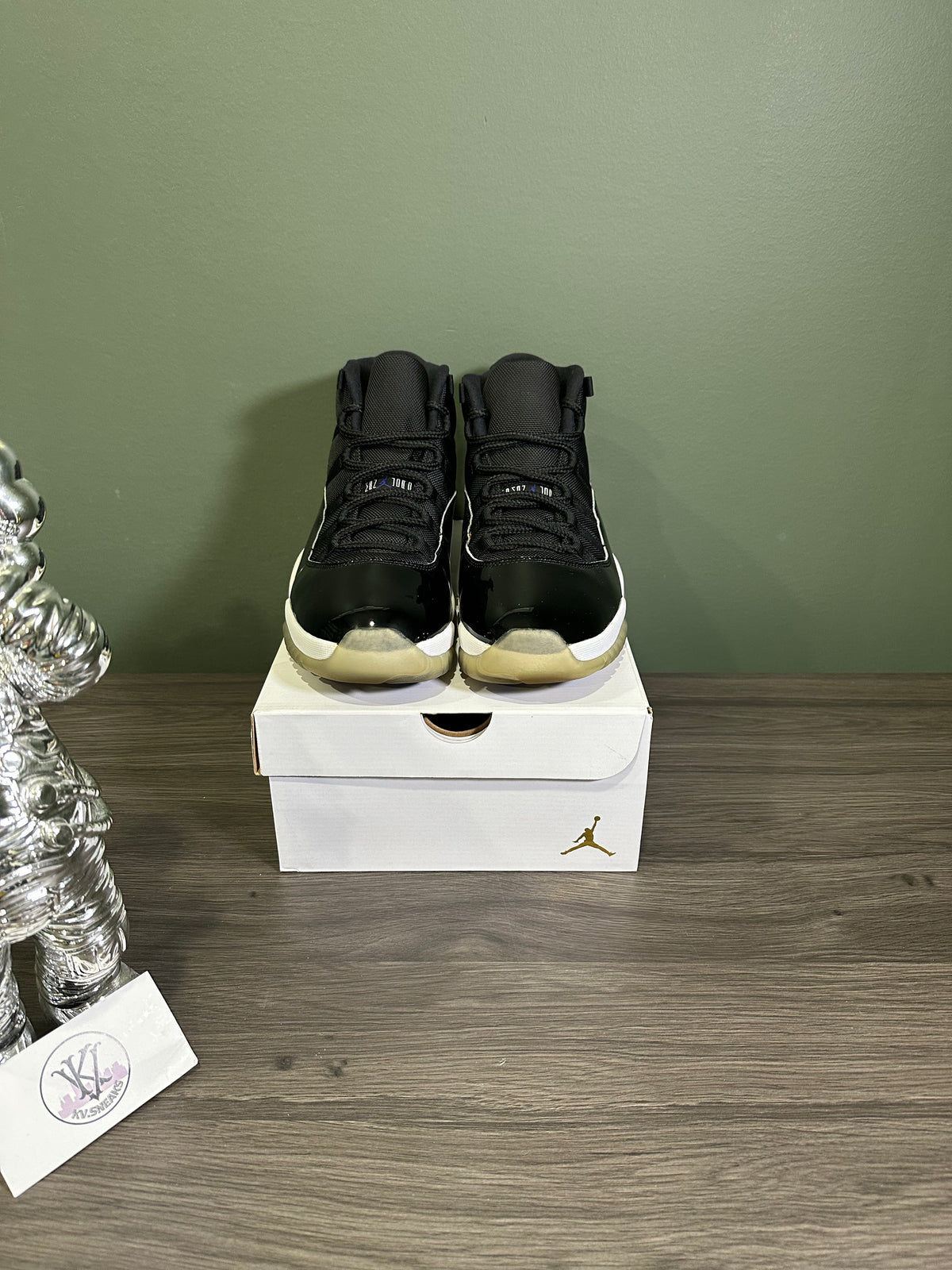 Jordan 11 Retro Space Jam (2016)