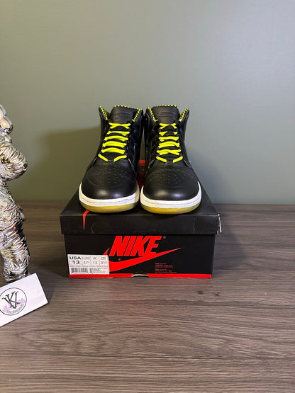 Jordan 1 Retro '94 Black Venom Gree
