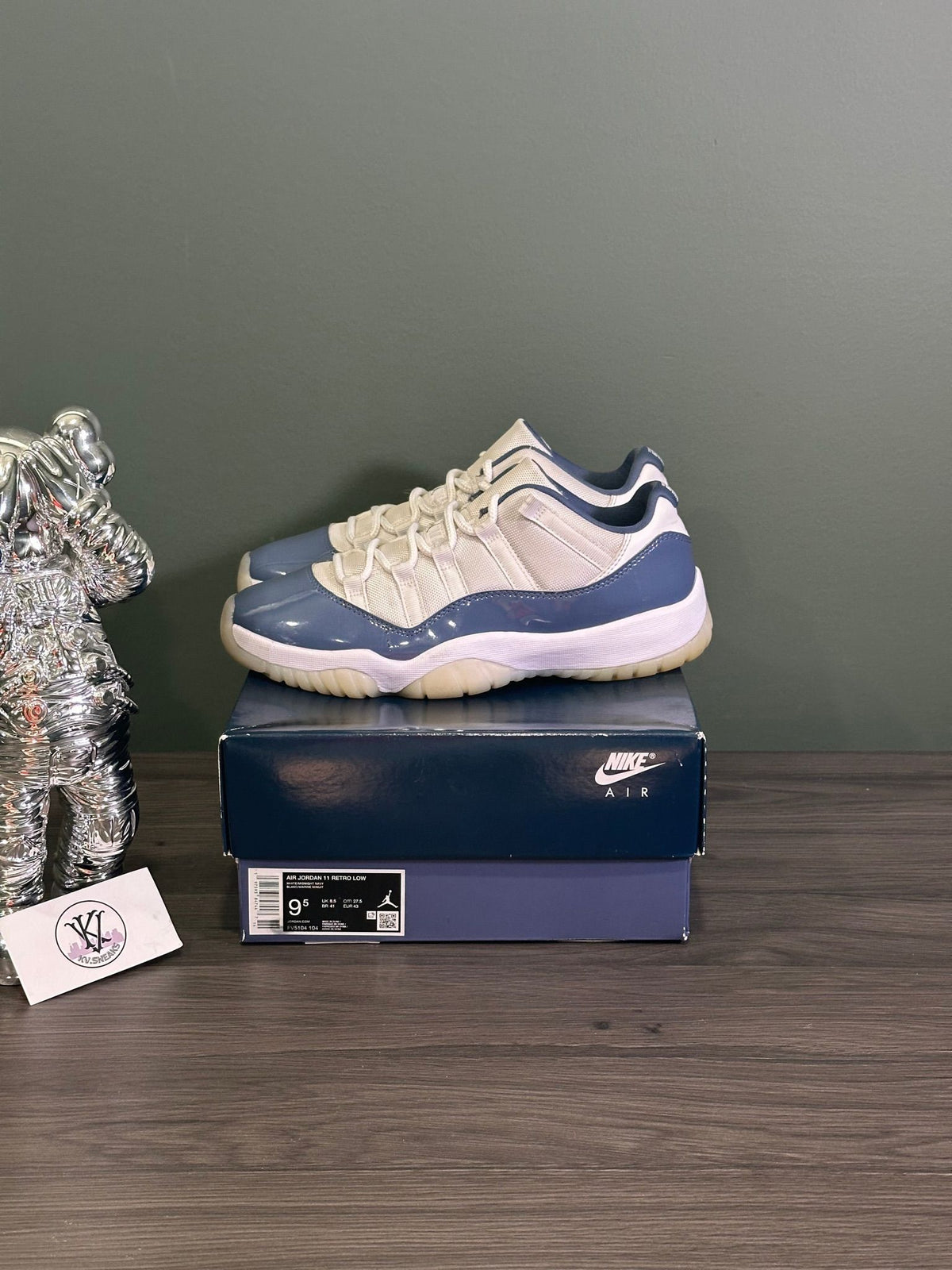 Jordan 11 Retro Low Diffused Blue