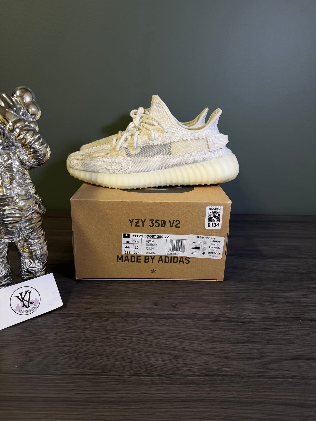 adidas Yeezy Boost 350 V2 Bone