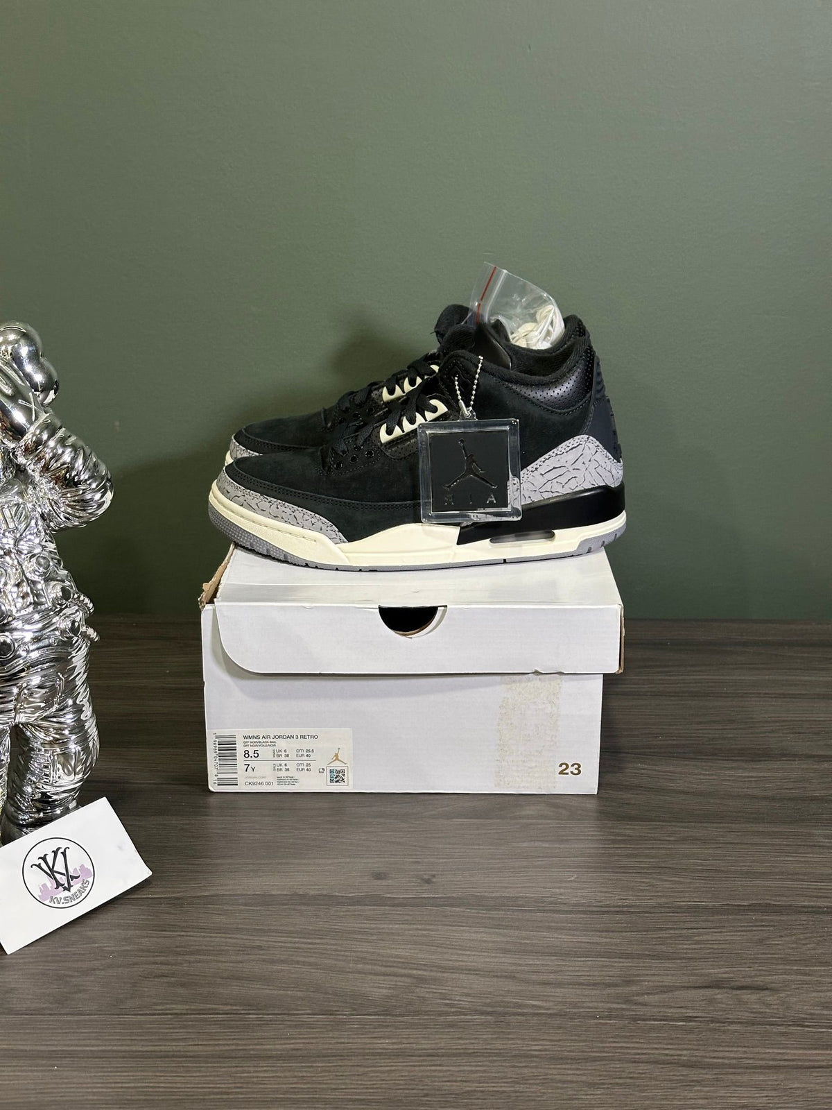 Jordan 3 Retro Off Noir (Women's)