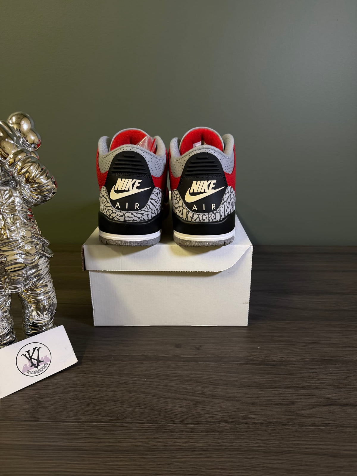 Jordan 3 Retro SE Unite