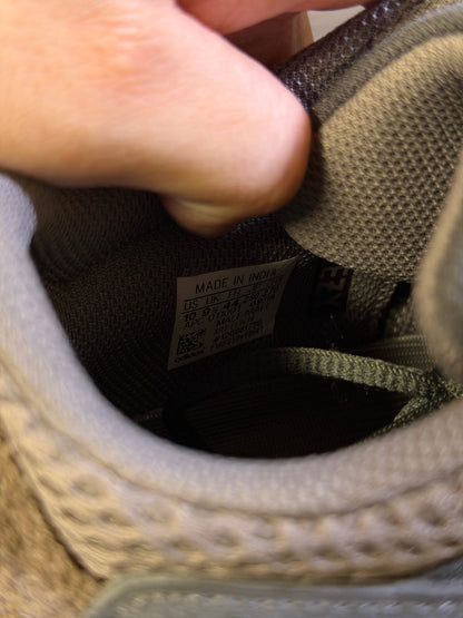 adidas Yeezy Boost 700 Mauve
